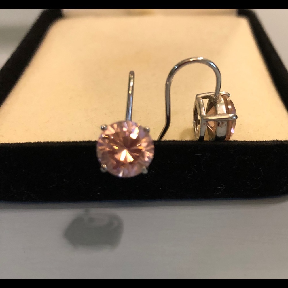Earings